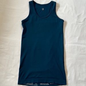 Sweaty Betty tank